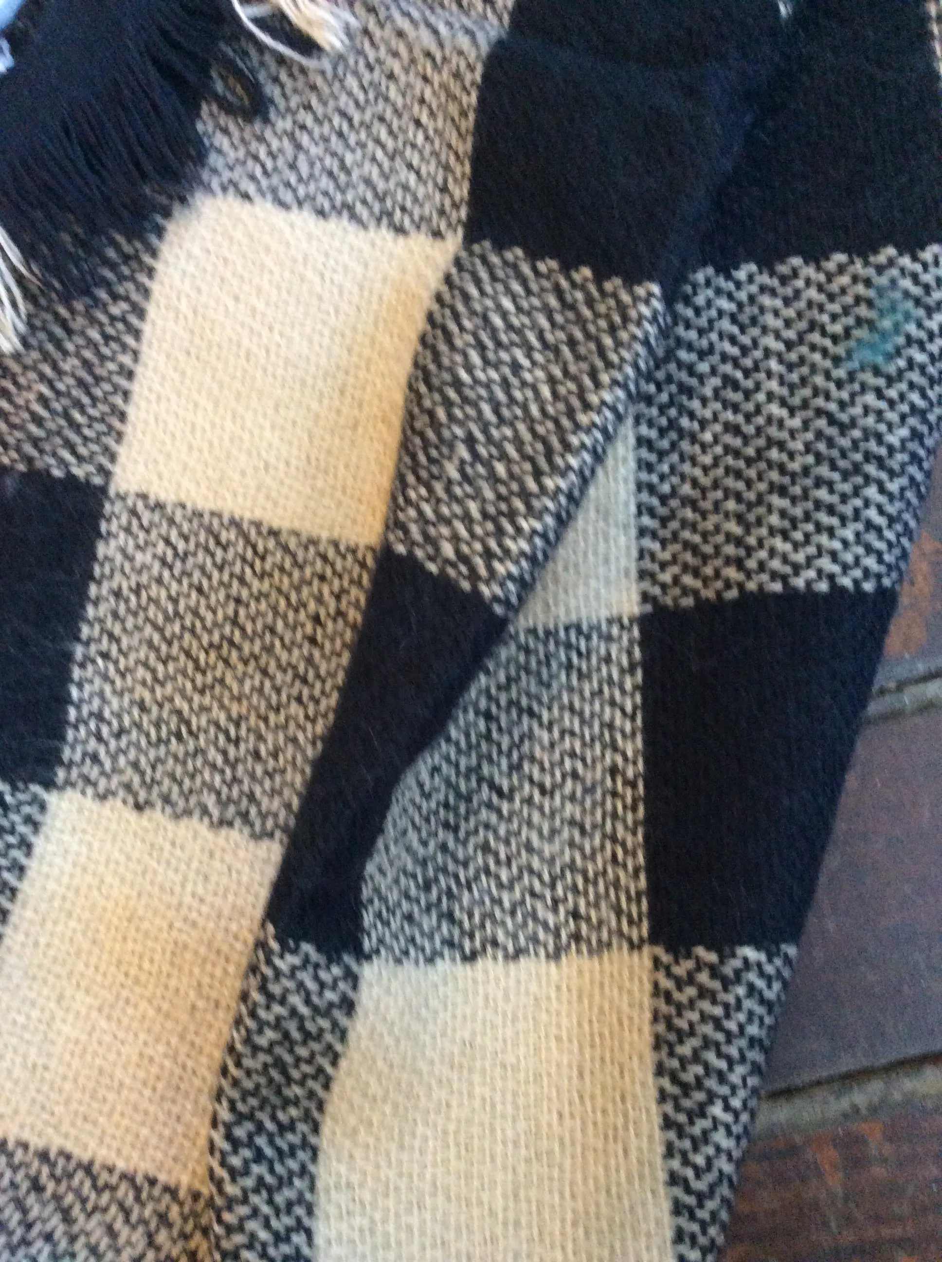 18115 - BUFFALO CHECK SCARF - SM8628