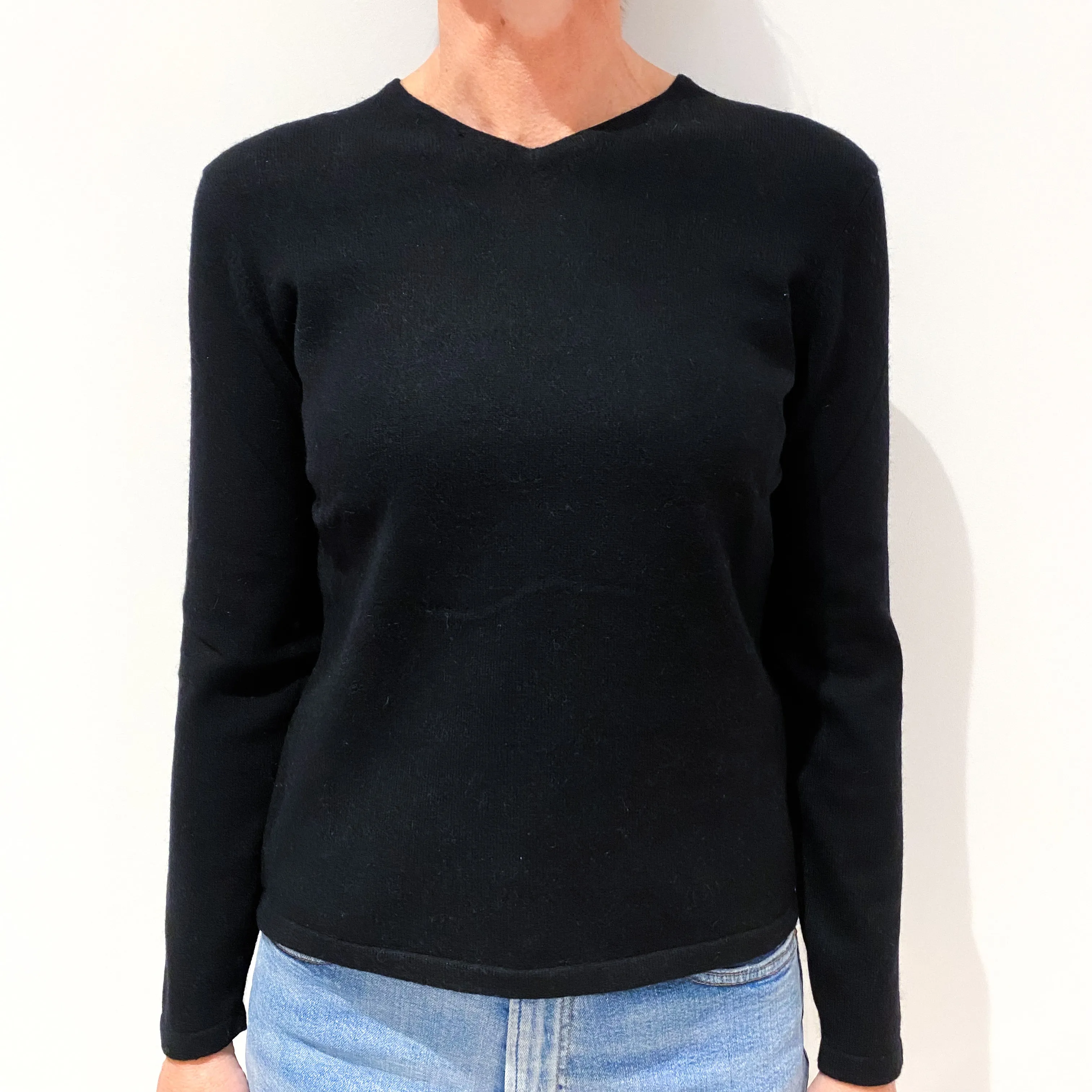 Black Cashmere Shallow V-Neck Jumper Small
