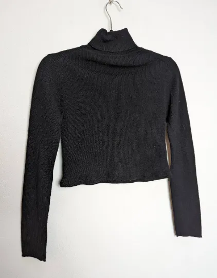 Black Turtleneck Cropped Knit - M