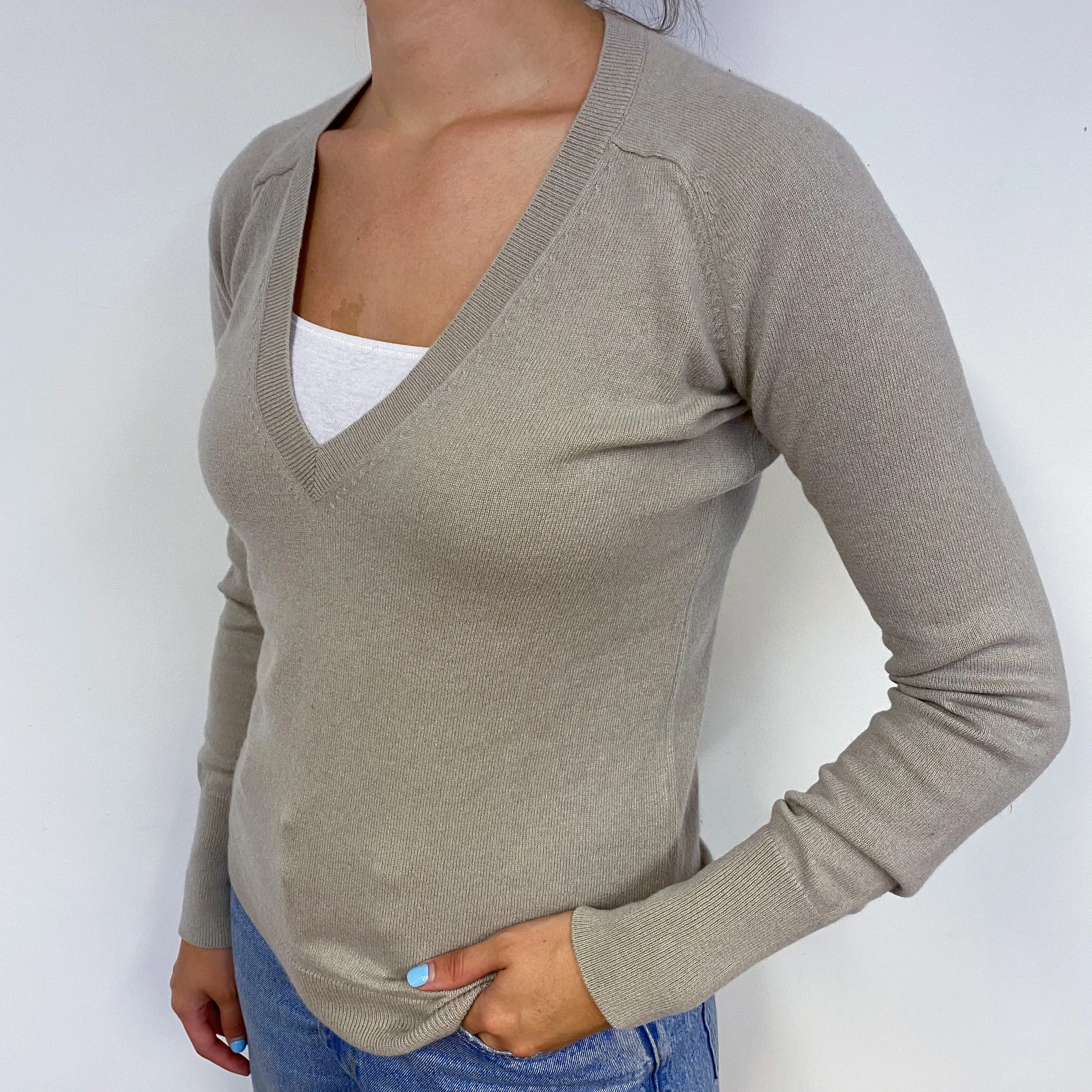 Fawn Beige Cashmere V-Neck Jumper