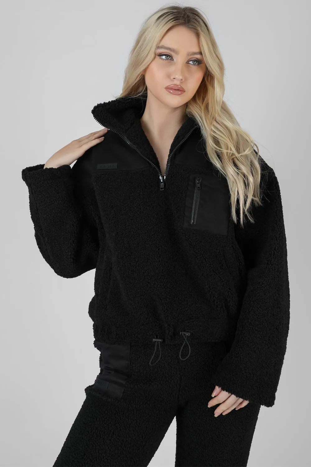 Half Zip Contrast Borg Pullover Black